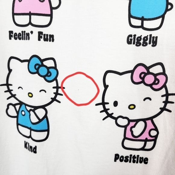 HELLO KITTY Current Happiness graphic tee NWT - Picture 5 of 5